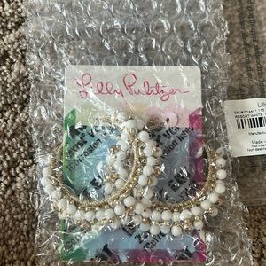 Lilly pulitzer resort white earrings